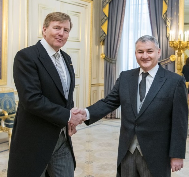 THE AMBASSADOR OF UZBEKISTAN PRESENTED HIS CREDENTIALS TO THE KING OF THE NETHERLANDS