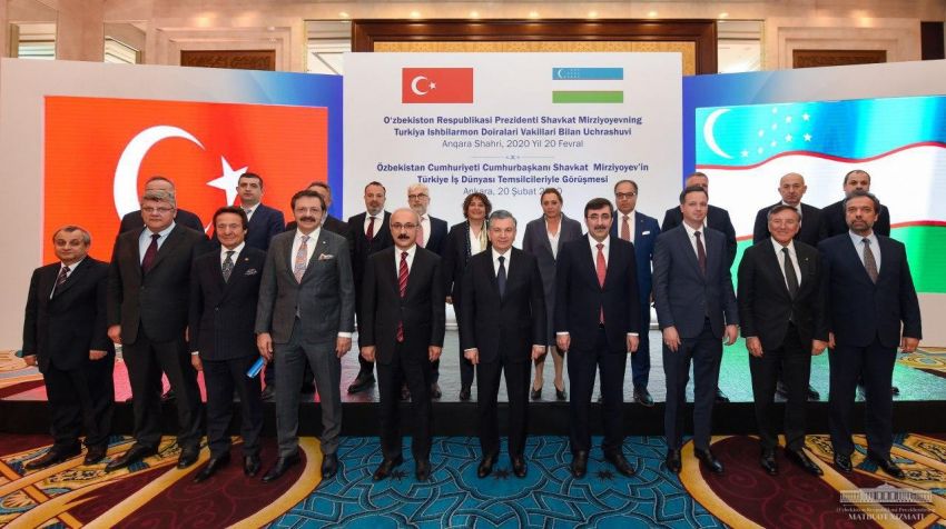 The President of Uzbekistan meets with Turkish business leaders