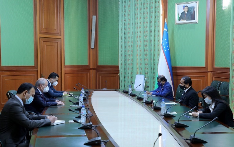 Minister of Foreign Affairs of Uzbekistan received the newly appointed Ambassador of Bangladesh