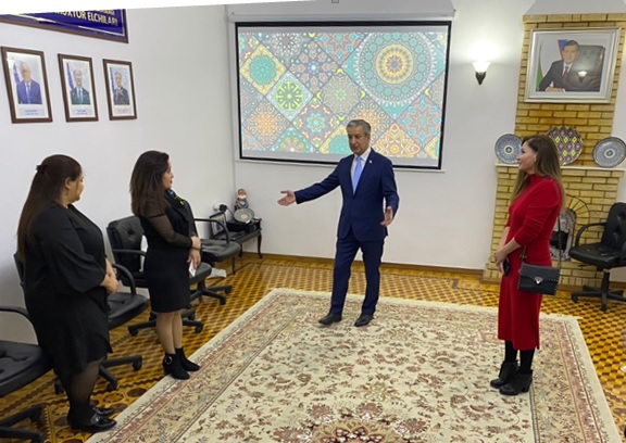 Embassy presents tourism potential of Uzbekistan in Azerbaijan