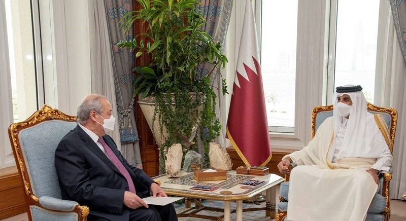 The Minister of Foreign Affairs of Uzbekistan meets with Emir of Qatar