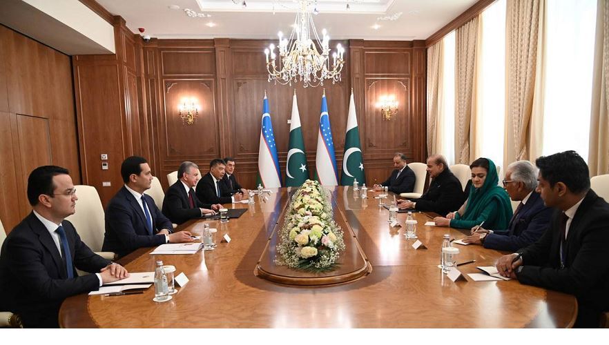The President of Uzbekistan and the Prime Minister of Pakistan consider the issue of promoting the Trans-Afghan Railway Project