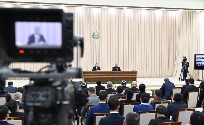 The Hokim of Navoi region approved at the extraordinary session of the Regional Council