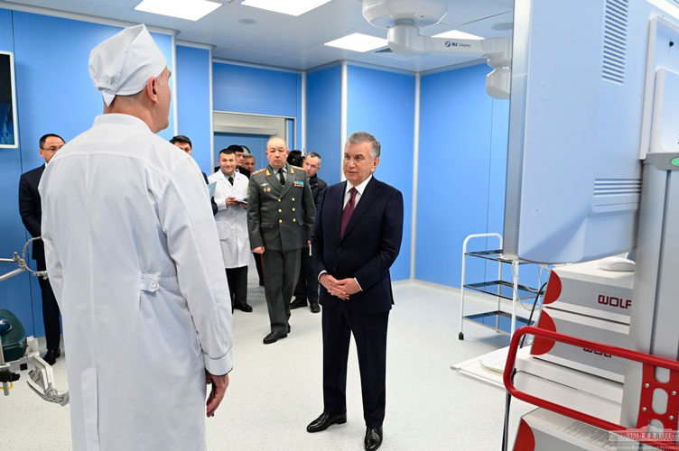 President visits military medical institutions