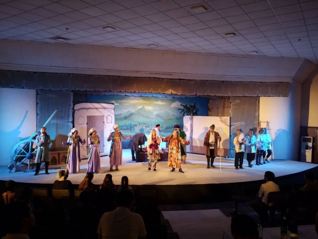Theater Week kicks off in Andijan