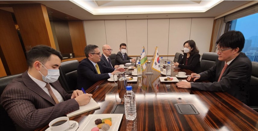 President of a leading South Korean institute discusses with Uzbek experts the prospects for the development of strategic partnership between the two countries