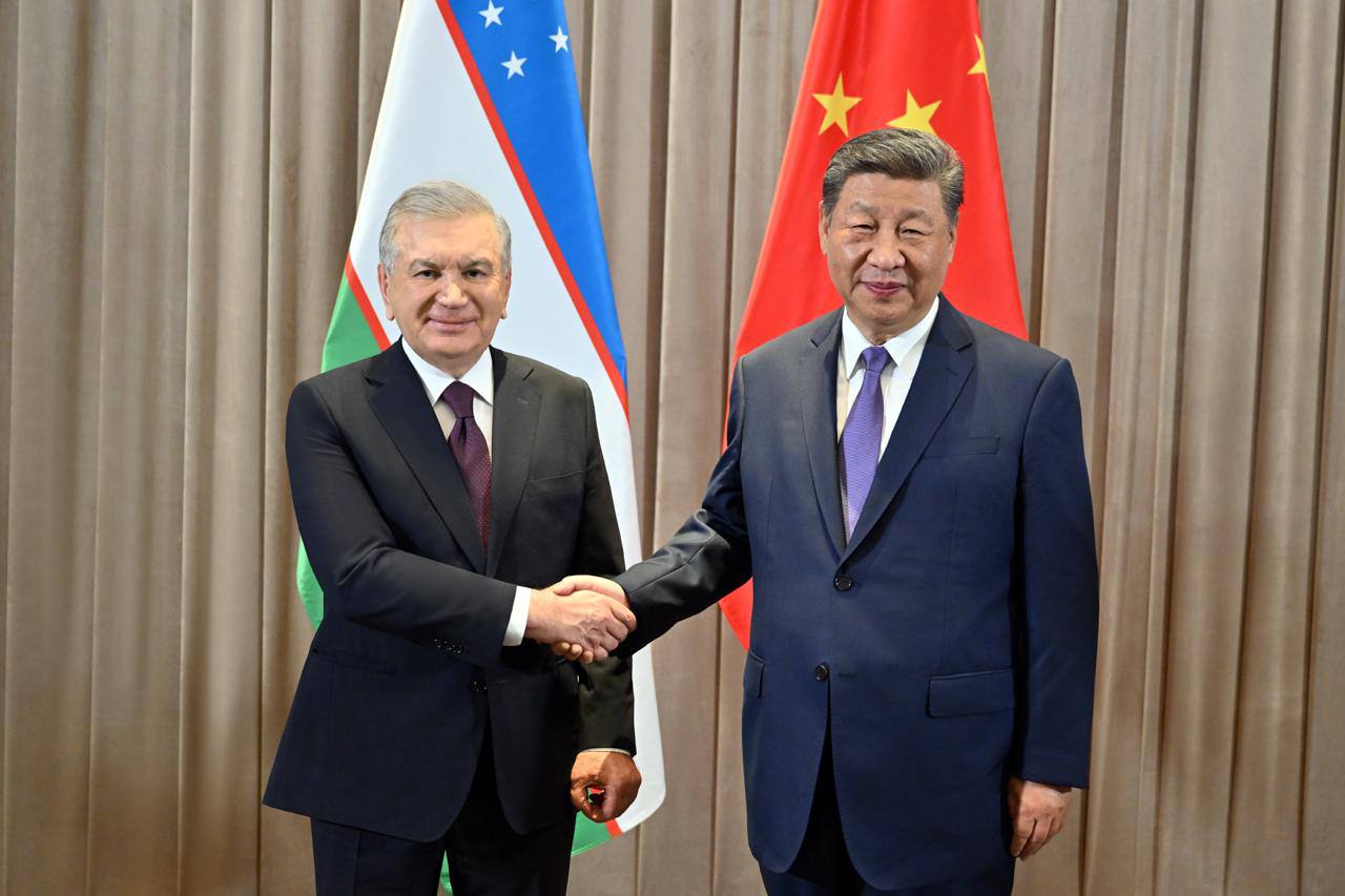 Leaders of Uzbekistan and China discuss issues of further development of multifaceted relations