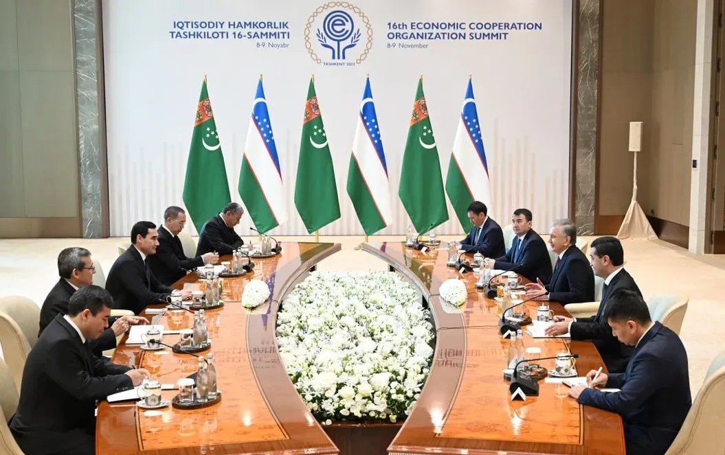 The Presidents of Uzbekistan and Turkmenistan considered issues of further deepening strategic partnership relations