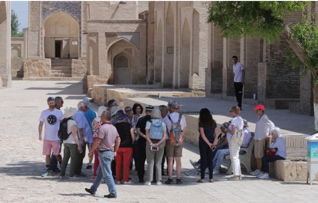 About half a million foreign tourists visited Uzbekistan in June