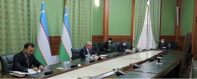 Abdulaziz Kamilov holds talks with the Foreign Minister of Pakistan