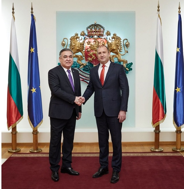 AMBASSADOR OF UZBEKISTAN PRESENTED CREDENTIALS TO THE PRESIDENT OF BULGARIA