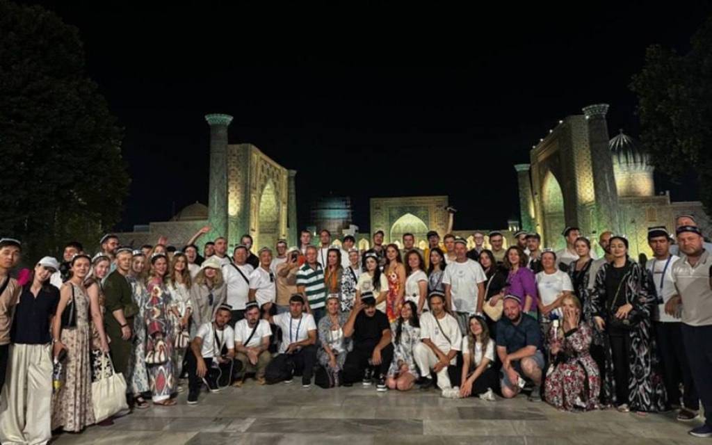 International expedition participants visit Samarkand and Bukhara