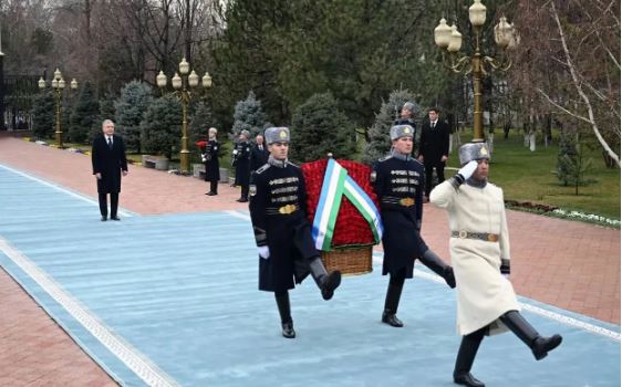 The Head of State paid tribute to the memory of the First President