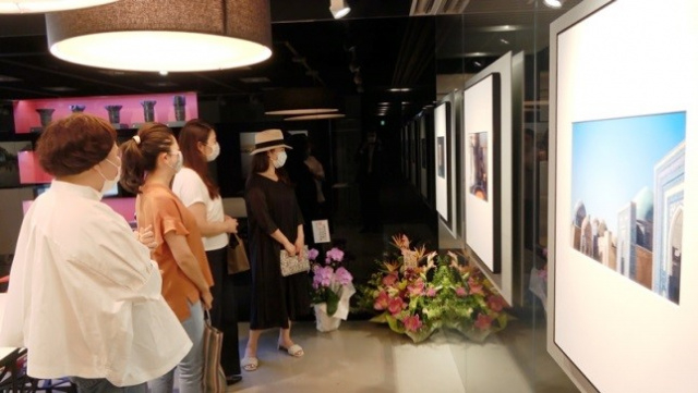 Japanese photographer’s exhibition about Uzbekistan opens in Tokyo