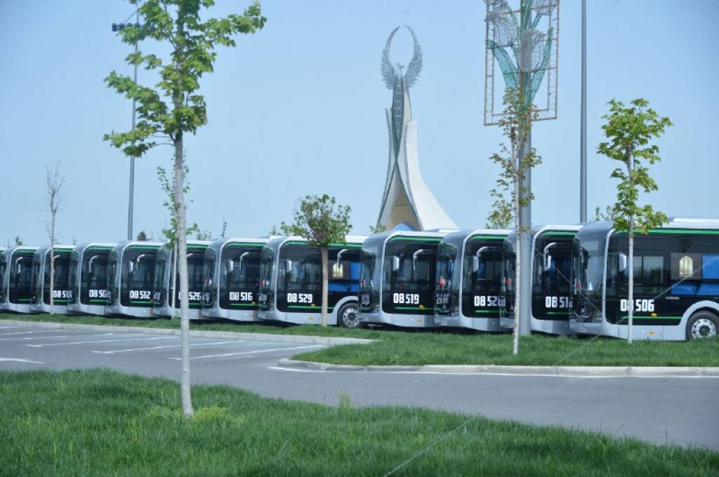 China sends 100 electric buses to Uzbekistan