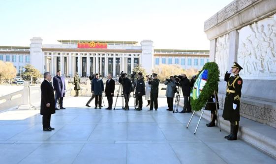 The President of Uzbekistan pays tribute to the memory of the people’s heroes of China