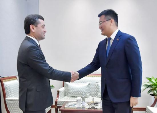 The Foreign Minister of Uzbekistan met with the Ambassador of China