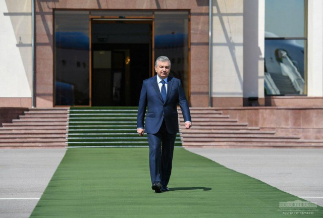 Shavkat Mirziyoyev departs for Bukhara