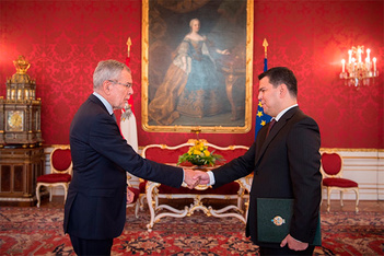 Ambassador of Uzbekistan presented his credentials to the Federal President of Austria