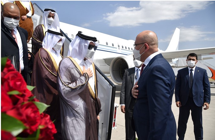 Minister of Foreign Affairs of Qatar arrives in Uzbekistan