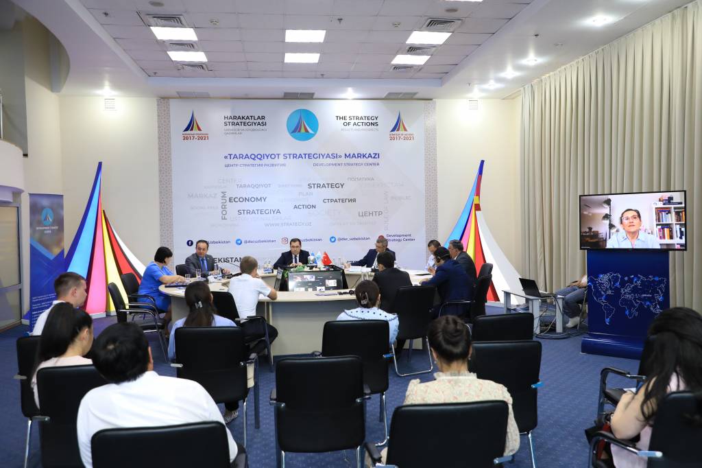 International roundtable discussion dedicated to constitutional reforms