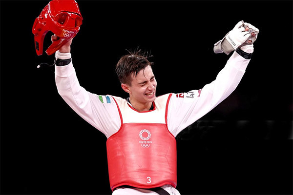 Ulugbek Rashitov wins the first medal for Uzbekistan at the Tokyo Olympics
