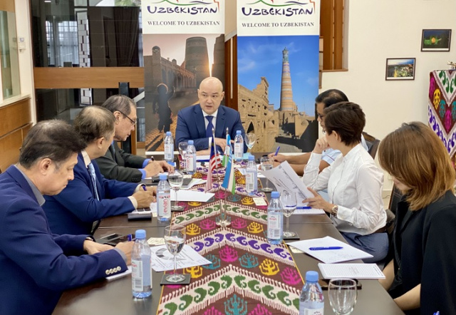 Uzbekistan Embassy in Malaysia hosts a meeting with Malaysian companies