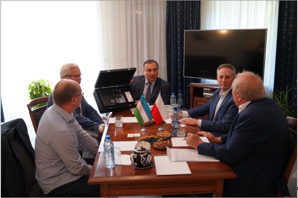 Uzbekistan expands cooperation with Polish banks