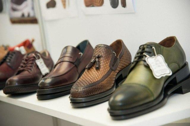Uzbekistan exports shoes to the United States